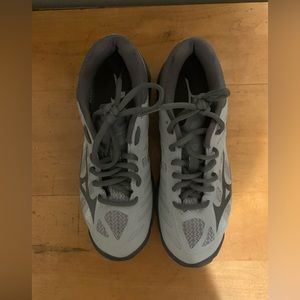 Womens Mizuno wave lightning z6 Volleyball Court Shoes - Size 7 BRAND NEW!!